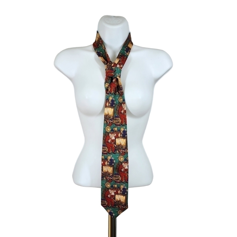 ROBERT TATBOTT 100% SILK CHRISTMAS SANTA TIE